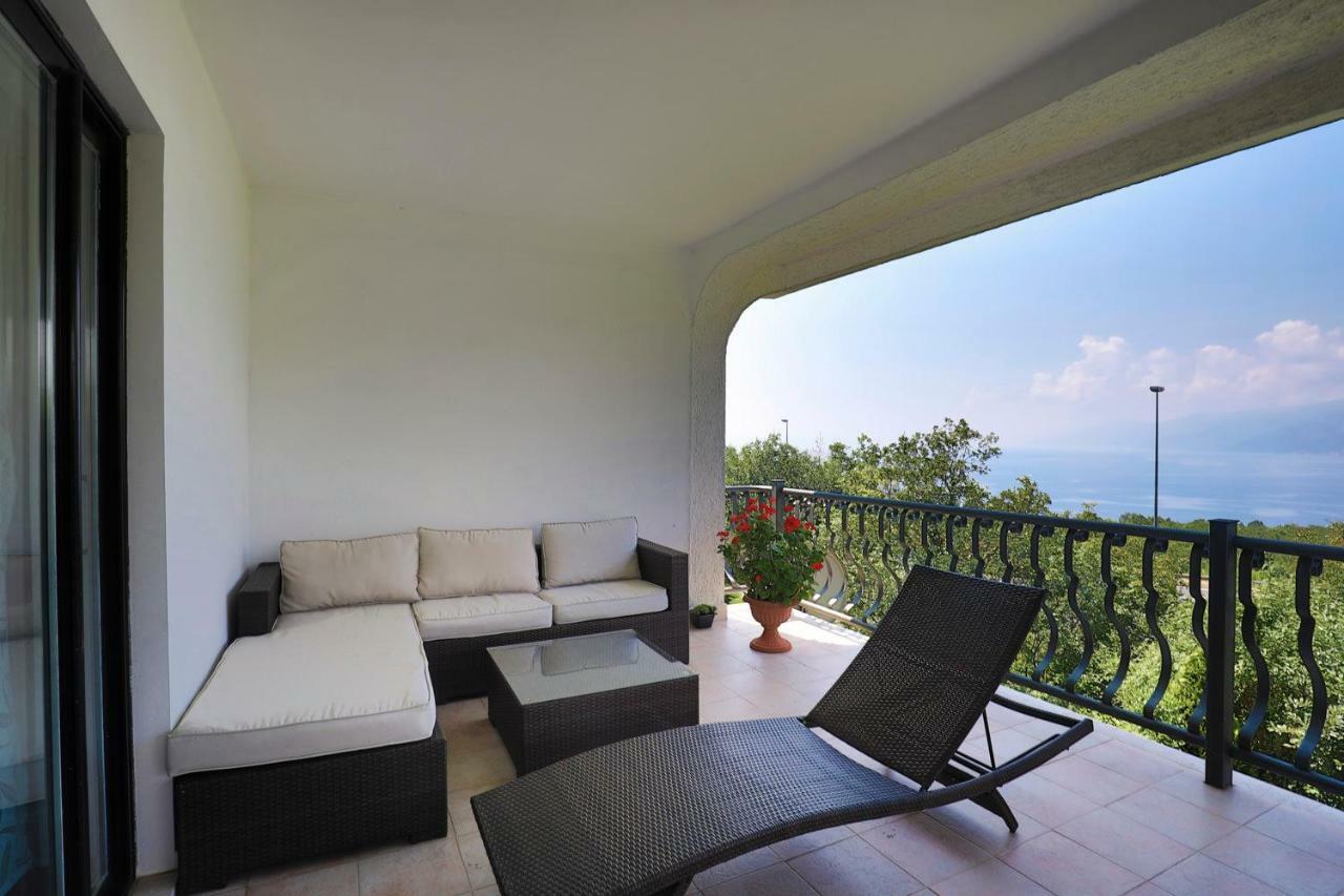 Appartement Vrata Jadrana à Rijeka Extérieur photo